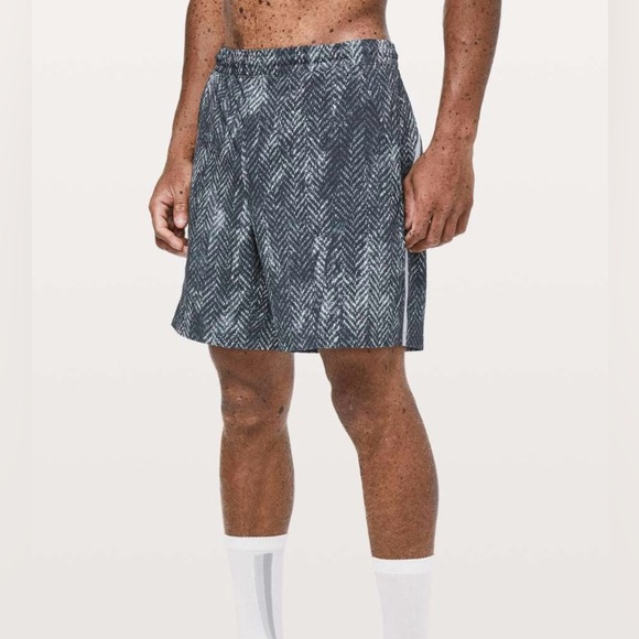 Lululemon Pace Breaker Short - Picture 1 of 8